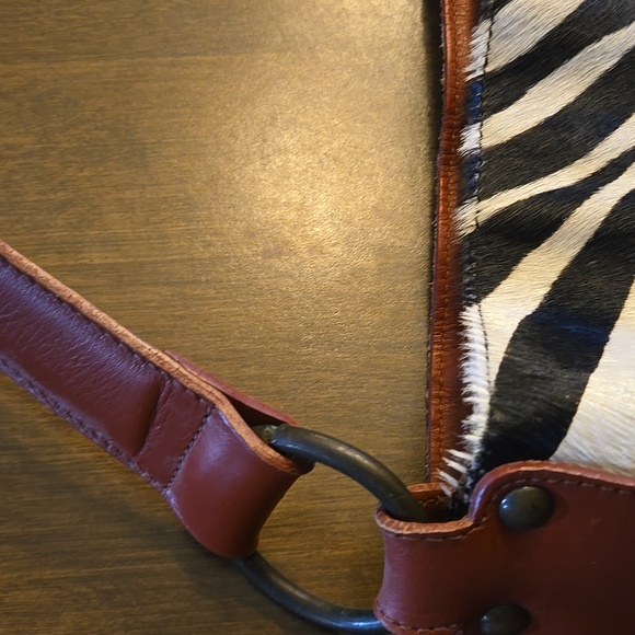 Maurizio Taiuti Zebra Print Women's Bag with Tan Accents - Picture 9 of 12